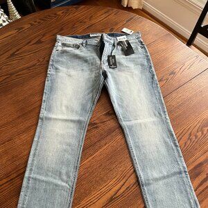 Express Men's Rocco Slim Fit Slim Leg Jeans 33x32 Never worn, tags attached!